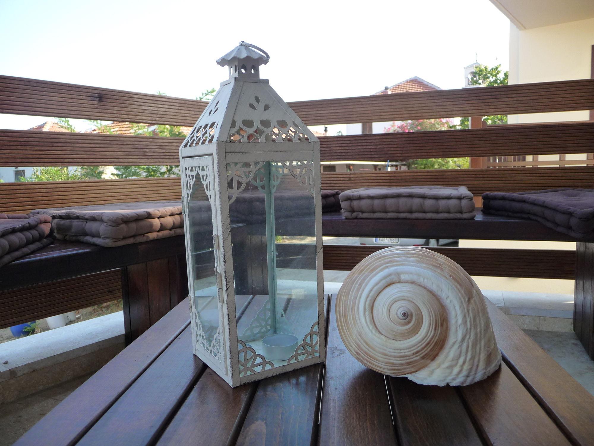 אמוליאני Helianthus Guesthouse מראה חיצוני תמונה